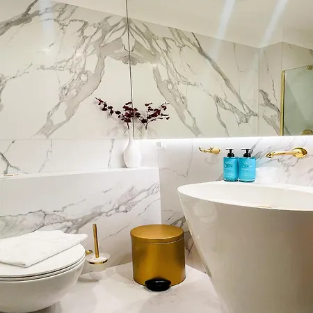 Appartement Comfortable 2-room For 4 People, *